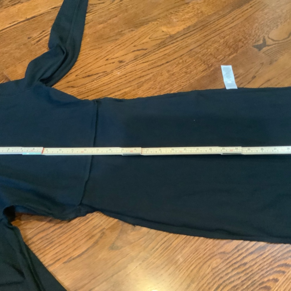 Dress - Picture 9 of 10